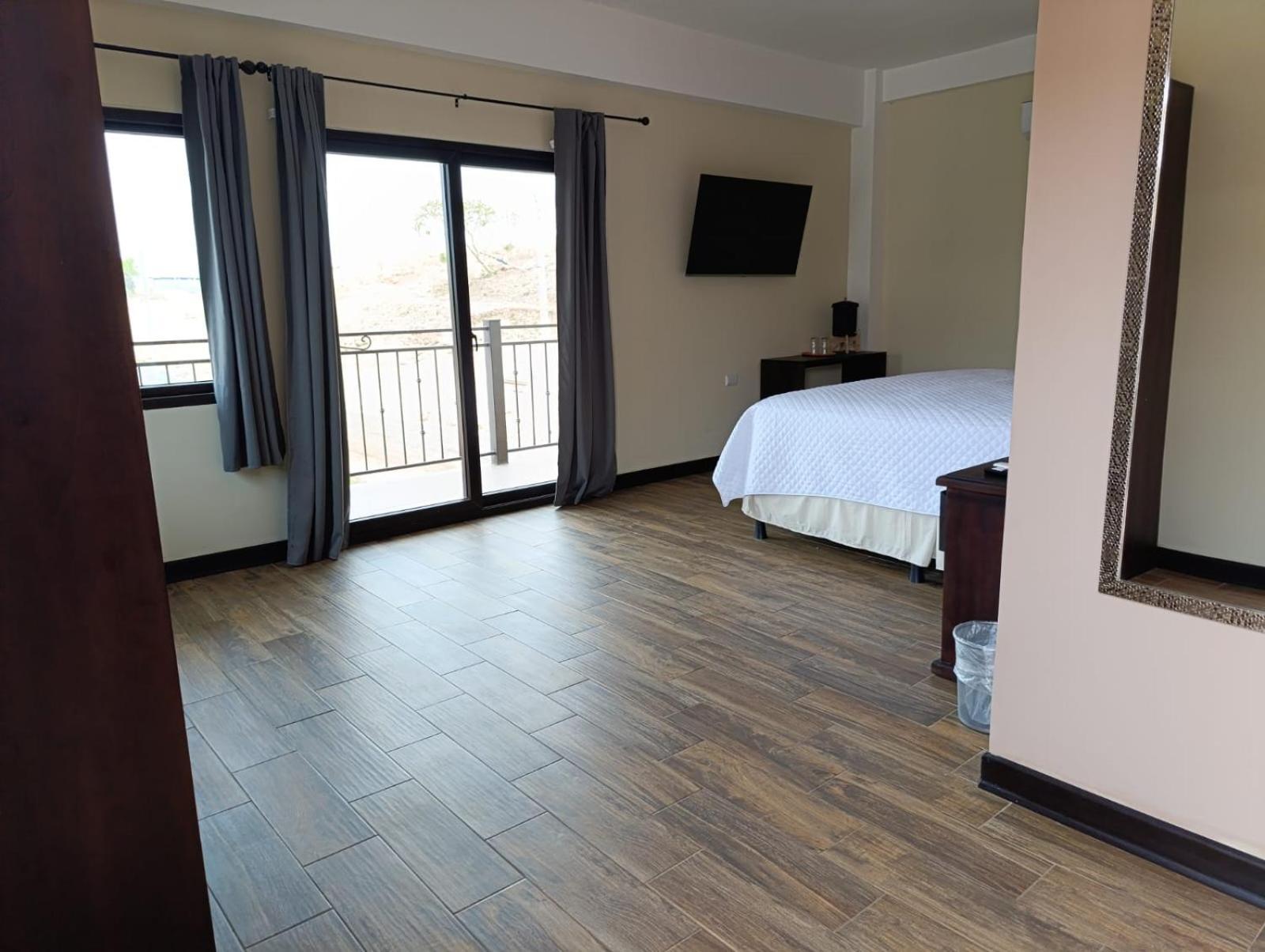 Hacienda El Pedregal Hotel Estanzuela ภายนอก รูปภาพ