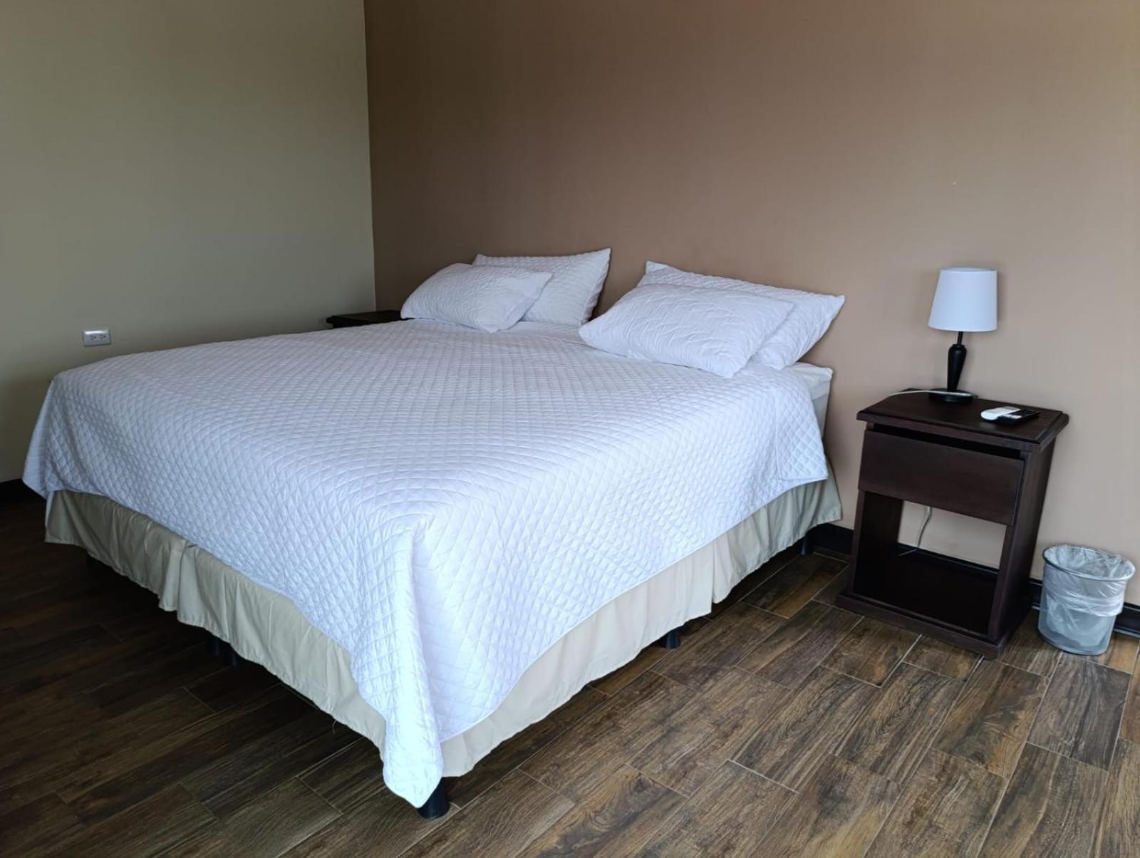 Hacienda El Pedregal Hotel Estanzuela ภายนอก รูปภาพ